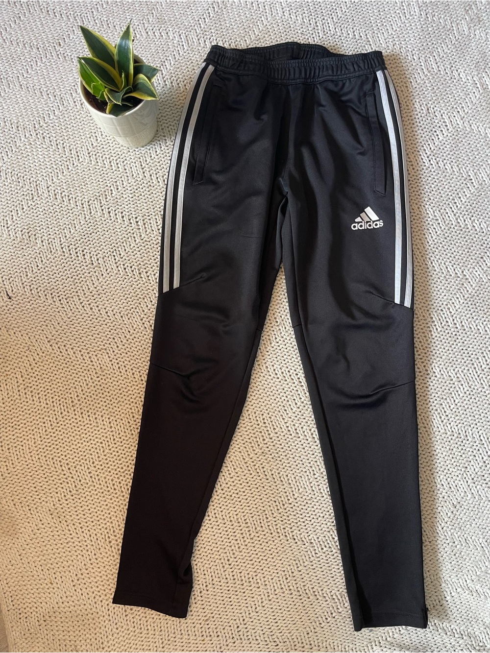 adidas ClimaCool Black Tapered Track Pants Joggers Women’s Small Athletic